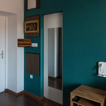 Focus Apartment *