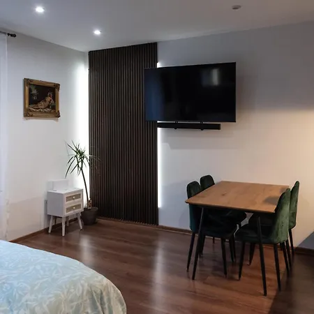 Focus Apartman Póla